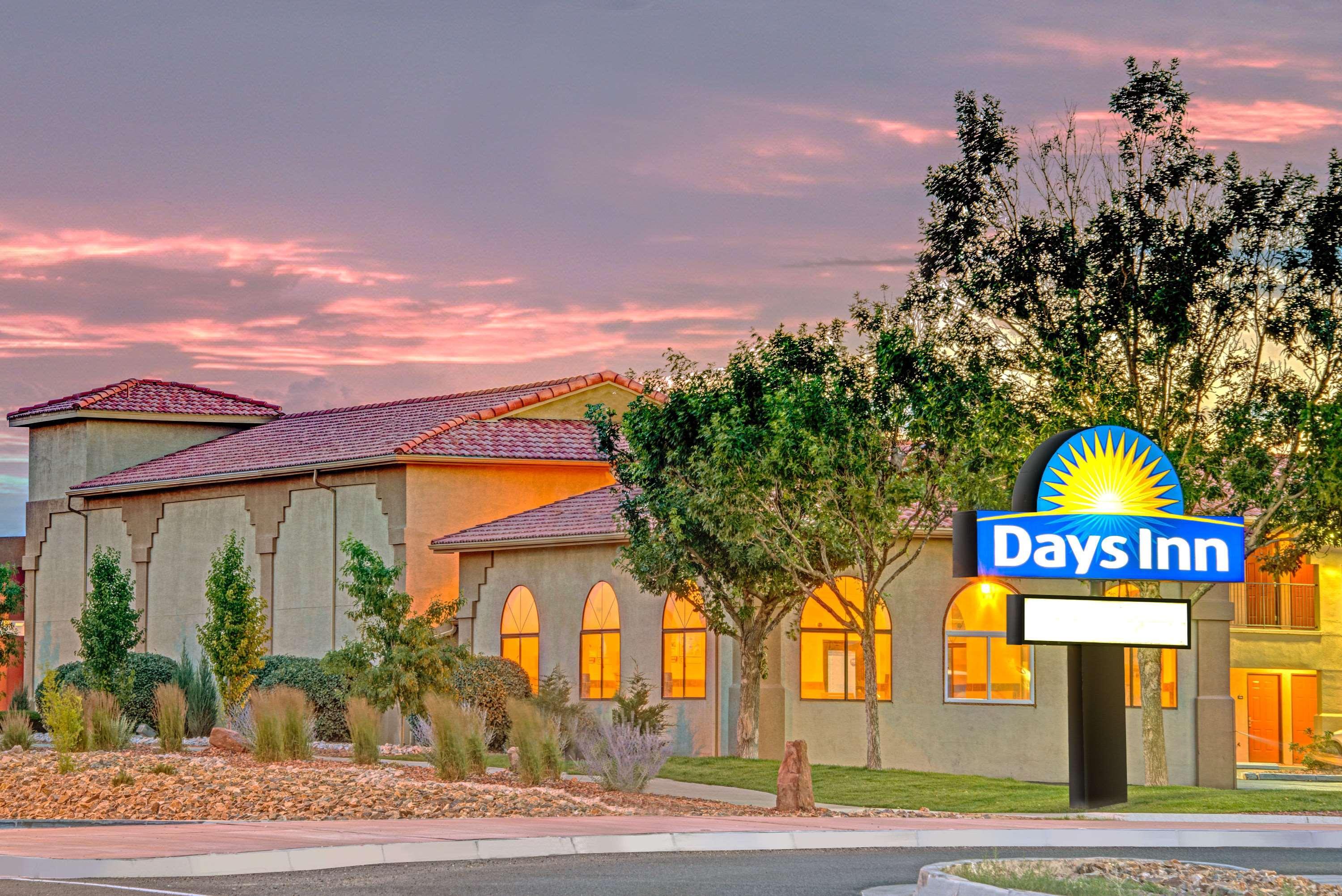 Days Inn By Wyndham Río Rancho Exterior foto